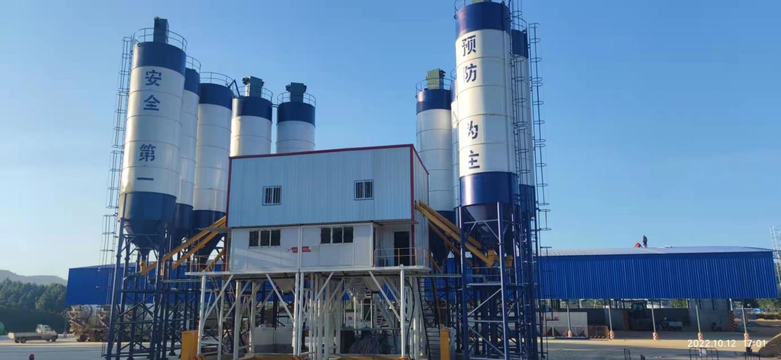 重庆HZS-90混凝土搅拌站的核心结构组成介绍